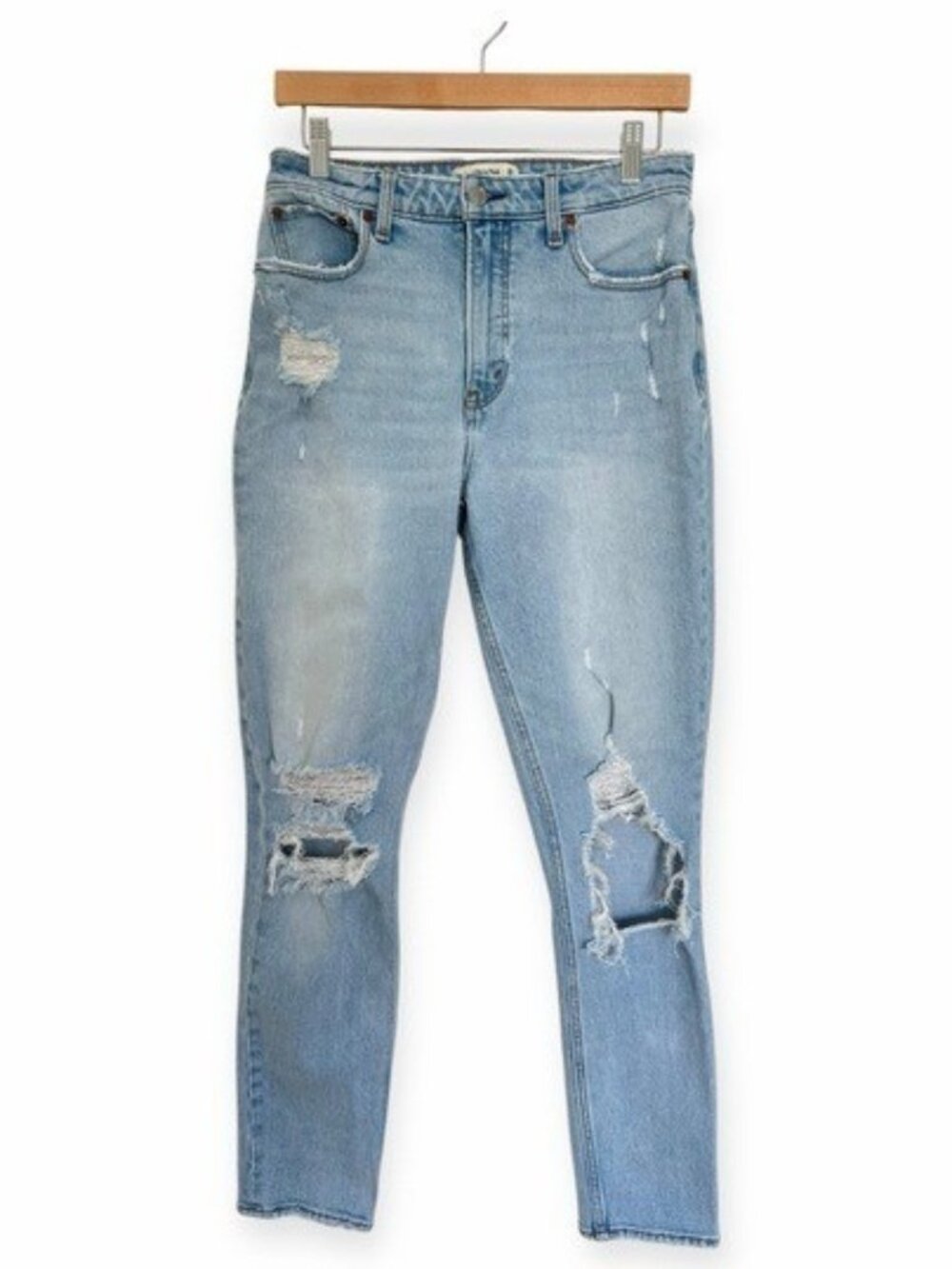 Abercrombie & Fitch Light Blue Distressed Curve Love Skinny Jeans Size 6 Long